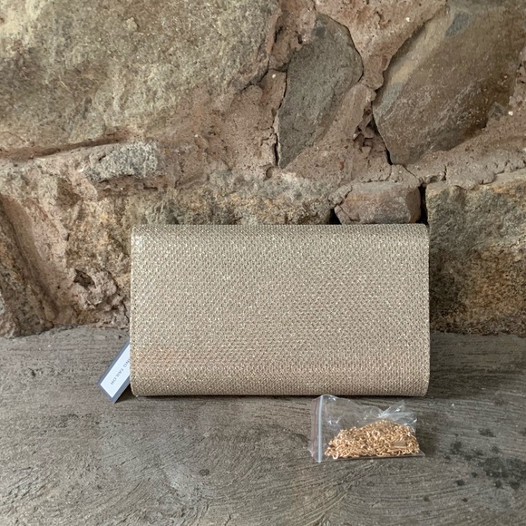 Metallic clutch bag - Picture 2 of 5